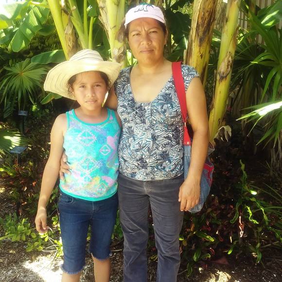 Meet your Posher, Lilia - Picture 1 of 1